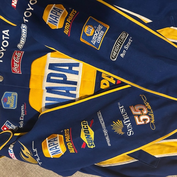 Jacket - Picture 3 of 3